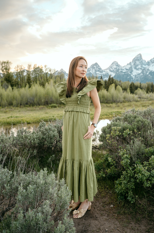 Women’s vintage green ruffle sleeve dress