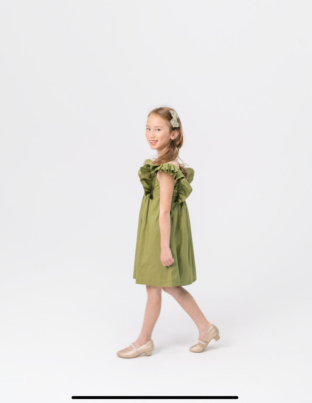 Girls vintage green ruffle dress